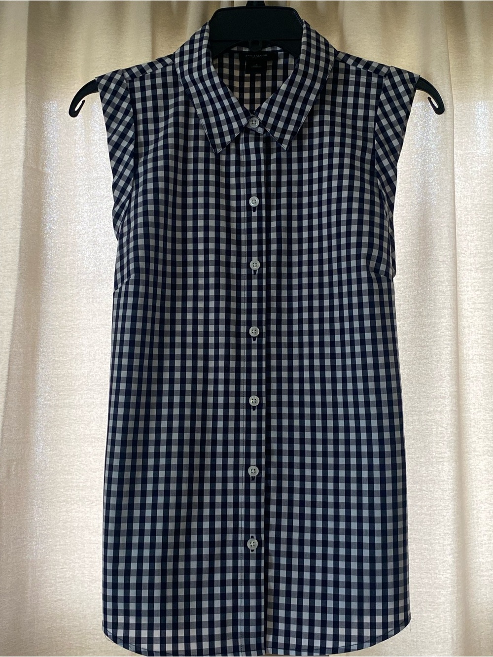 Ann Taylor dark Navy and White Gingham Sleeveless Button-Up Blouse